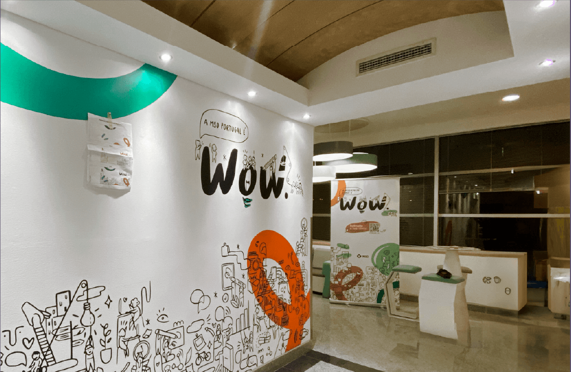 wall and roll-up wow